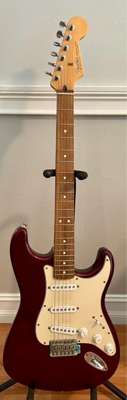 Fender Stratocaster And Case Electric Guitar Candy Cola
