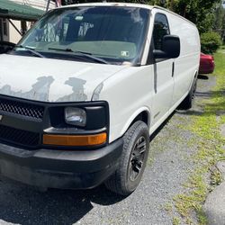 2004 Chevrolet Express