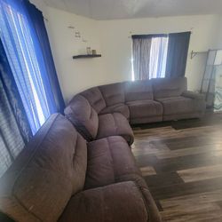 Sectional Recliner Couch