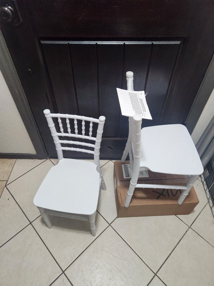 Chiavari Resin Kid Chairs 5 Pieces