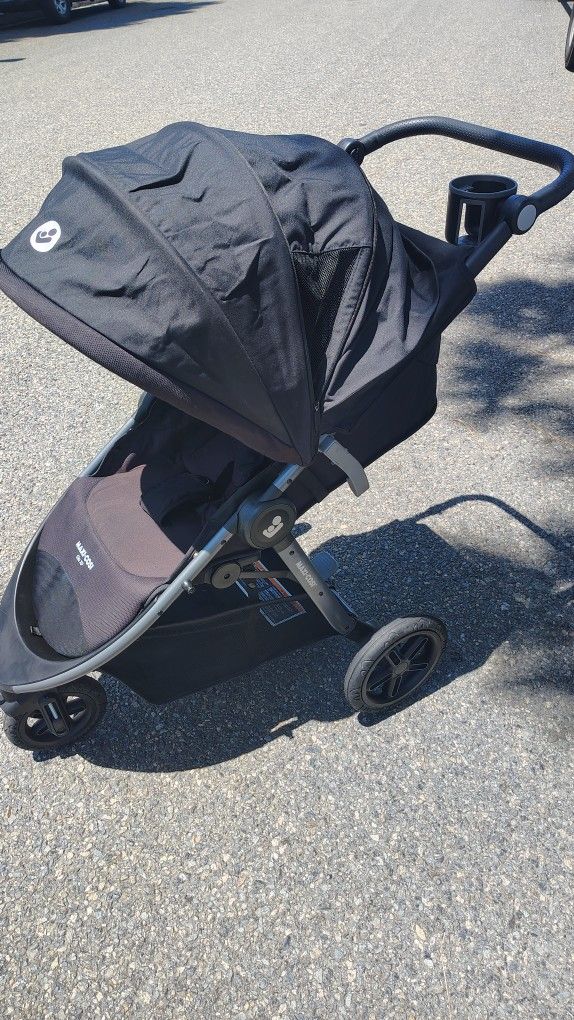 Maxi-Cosi 3 Wheel Stroller