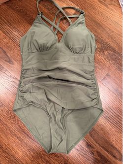 Brand New Women’s Swimsuit M (multiple swimsuit available)