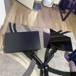Double Monitor With Monitor Arms 
