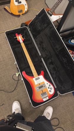Greco 1974 RB-800 Rickenbacker Copy