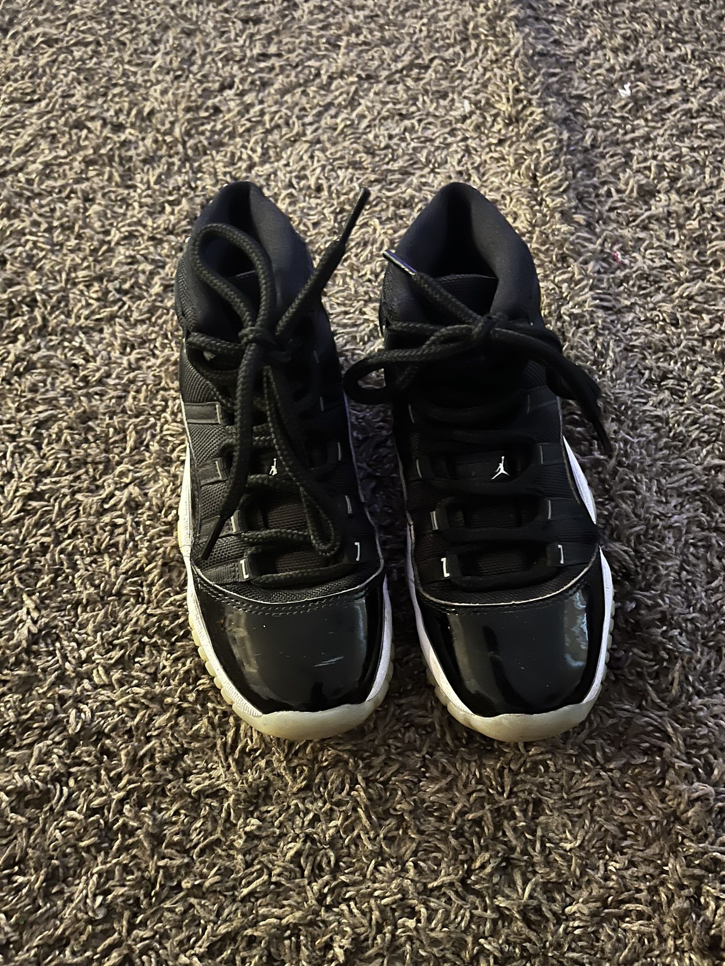 jordan 11 size 4