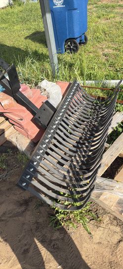 Lawnmower Rake Attachment With Adapter