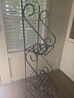 SHELF Iron 5 feet tall