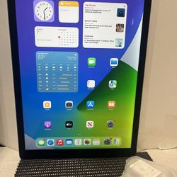Apple iPad Pro 1st Gen 128GB 12.9” Wi-Fi -Space Gray  