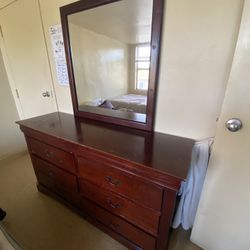 Drawer With Mirror