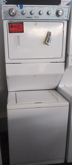 27" Whirlpool Stackable Unit. High efficiency Agitator. Fabric softener Dispenser