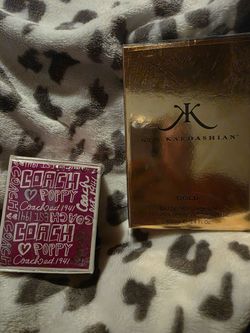 Kim Kardashian Gold & Coach Poppy