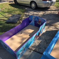 Frozen Toddler Bed 