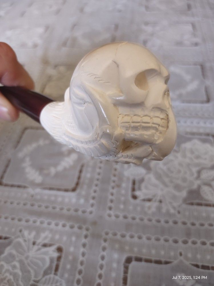 Genuine Turkish Meerschaum Dragon Claw