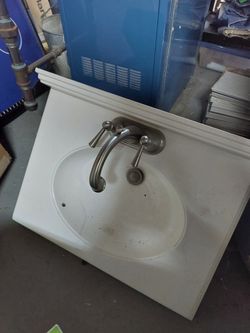 25" Bathroom sink with faucet