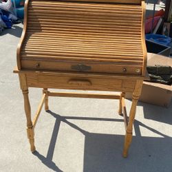 Roll Top Desk 