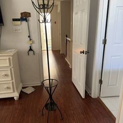 Coat  Hangers  with umbrella holder