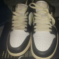 Air Jordan.  size 7 womens