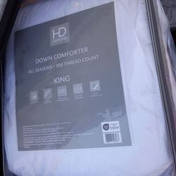 HD Designs King Down Comforter All Seasons