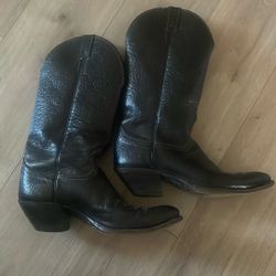 Cowboy Boots - Men’s Brown. Slip In. 