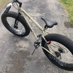 Mongoose Men s Malus 26 in Fat Tire Bike for Sale in Magnolia TX OfferUp