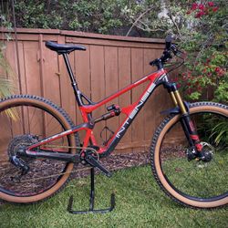 2020 Intense Primer Pro 29” w/ upgraded AXS shifting