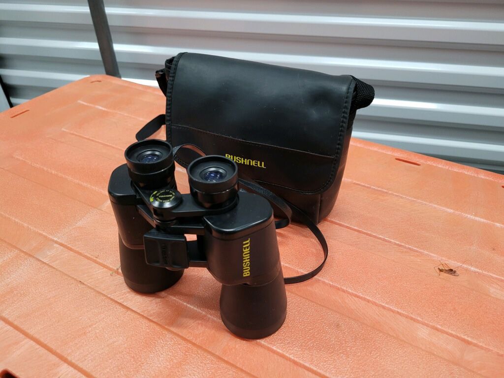 Bushnell Binoculars 