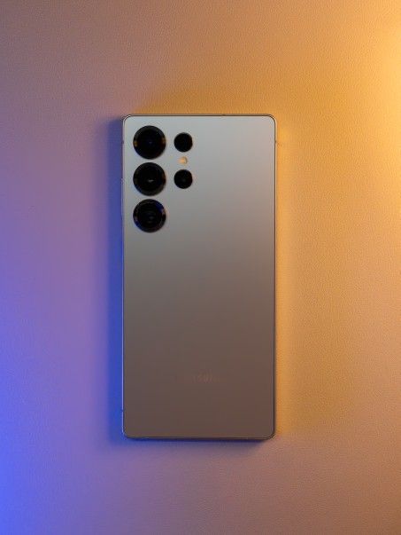 EXCELLENT Samsung Galaxy S25 Ultra 512 GB unlocked -

with accessories