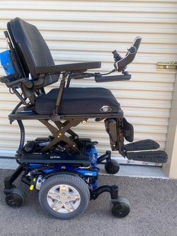Quantum Edge HD Power Wheelchair