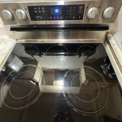 Estufa Eléctrica Color Negro