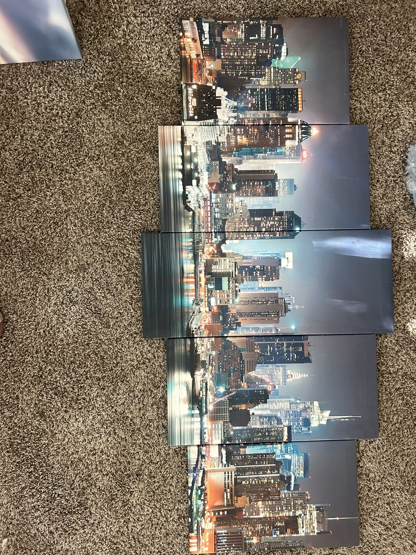 NYC skyline Staggered Wall Canvas