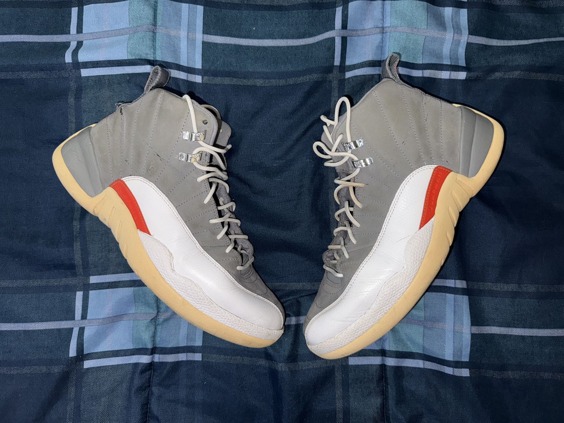 Air Jordan 12 Retro Cool Grey - Size 9