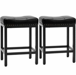 2 bar stools and bar table