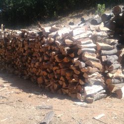 Seasoned Oak Firewood