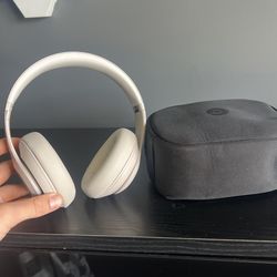Beats Studio Pro