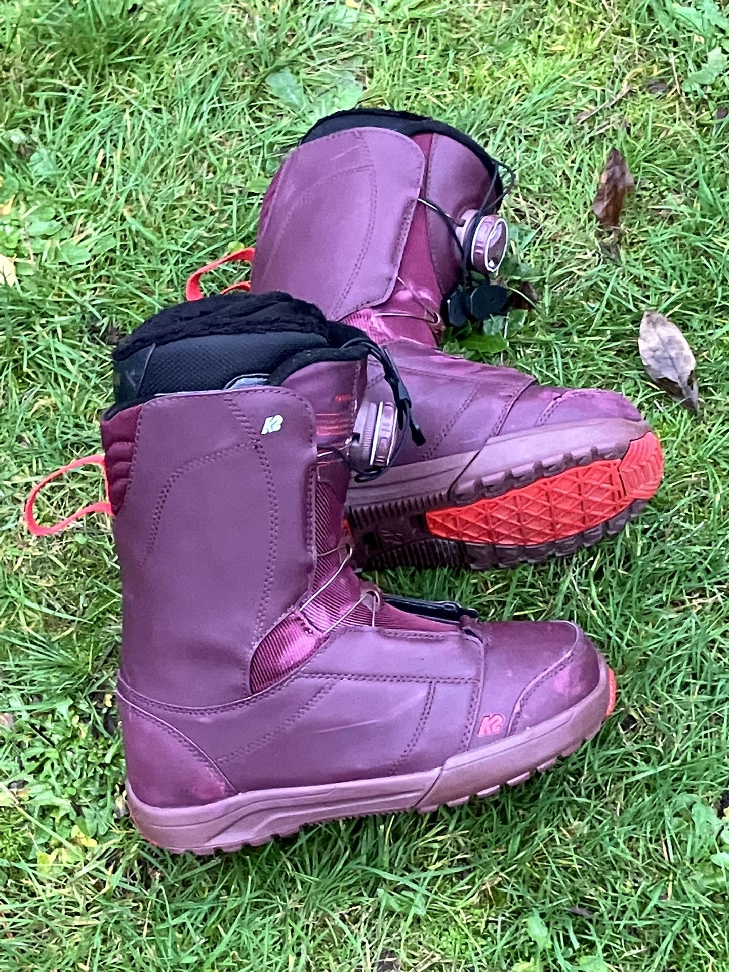 Woman’s Snowboard Boots Size 6