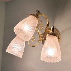 Wall Light Gold With Three Lamps