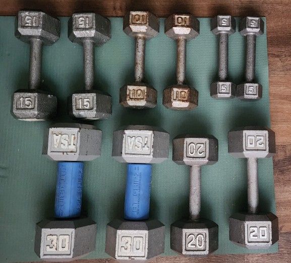 Dumbbell Set, 5-30 Lbs