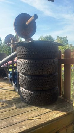 Bridgestone tires225/60/17