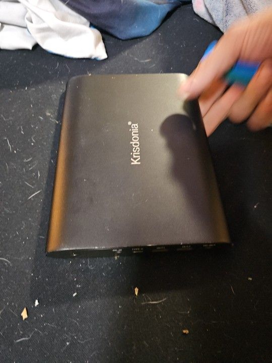 Krisdonia Labtop Charger Used But Charges Great