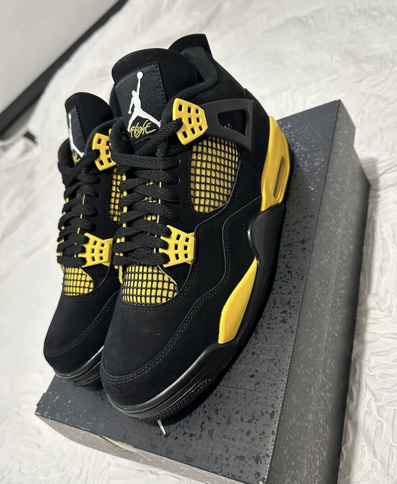 Jordan Thunder 4s