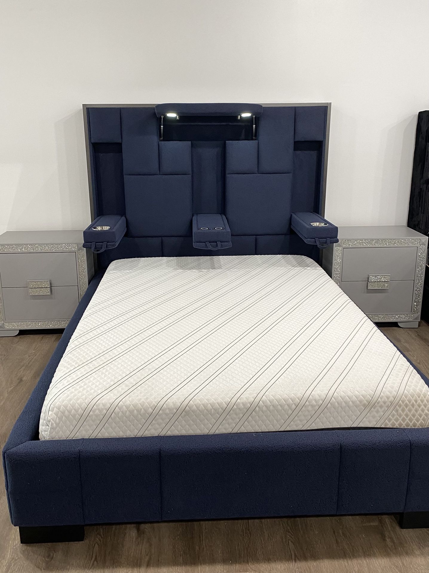 Beautiful Transformer Bed with Bluetooth Speakers, Reading Lights & Wireless Phone Chargers