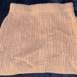 Girls Skirt Size 5-6 Buttons 