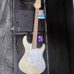 Variax Standard Electric Guitar w/Case $495