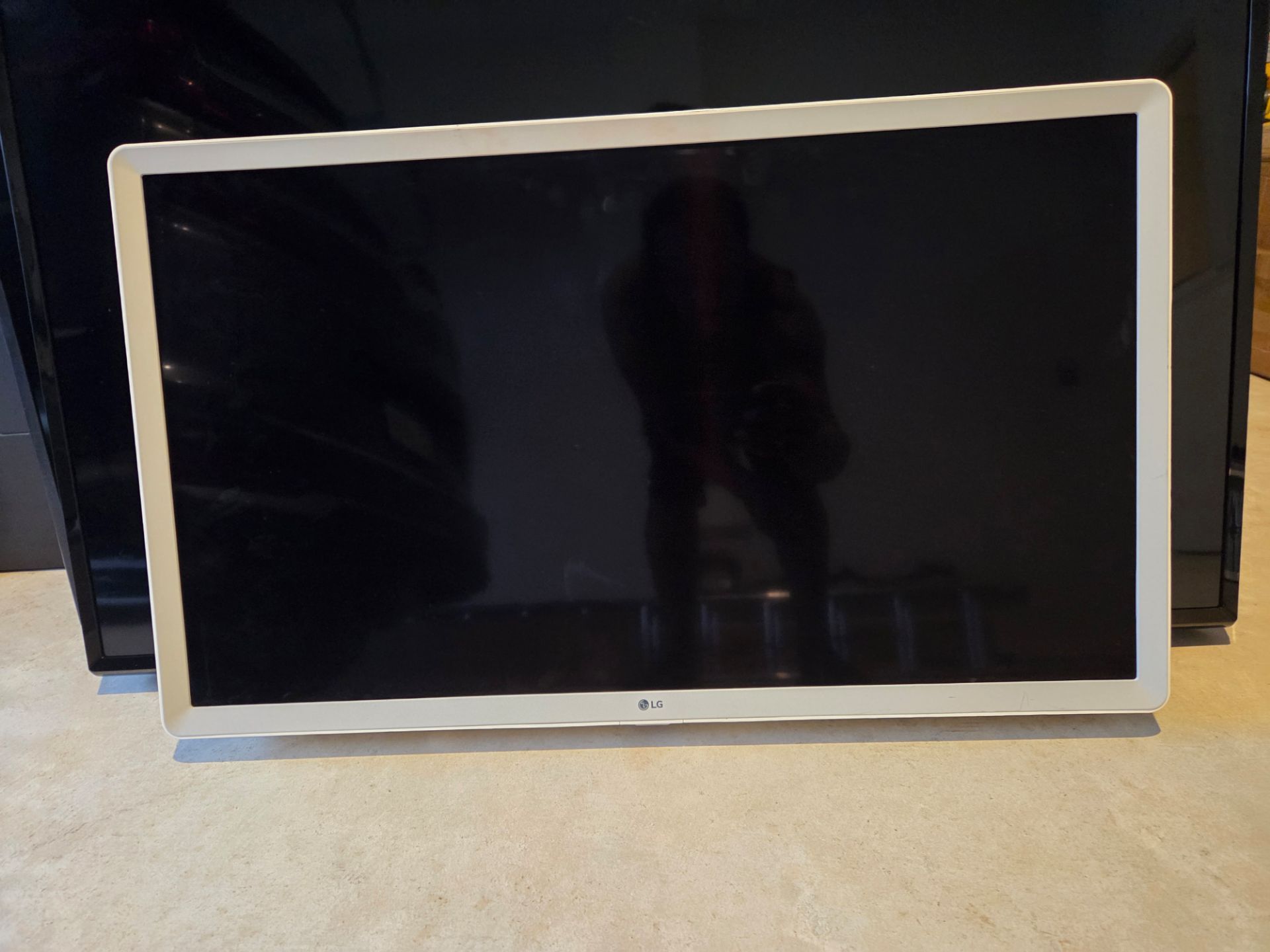 FREE TVs