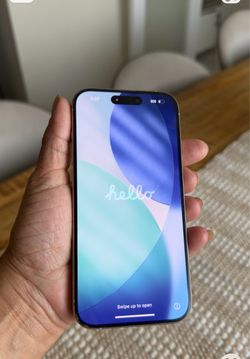 iPhone 15 pro 256 gb