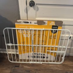 Adjustable Dog Gate