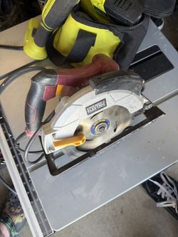 Chicago Electric Circular Saw