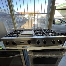 VIKING GAS COOKTOP 48”