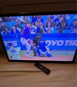 32” samsung LCD HDTV