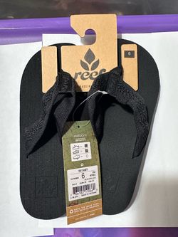 REEF Flip Flops- Black, size 6